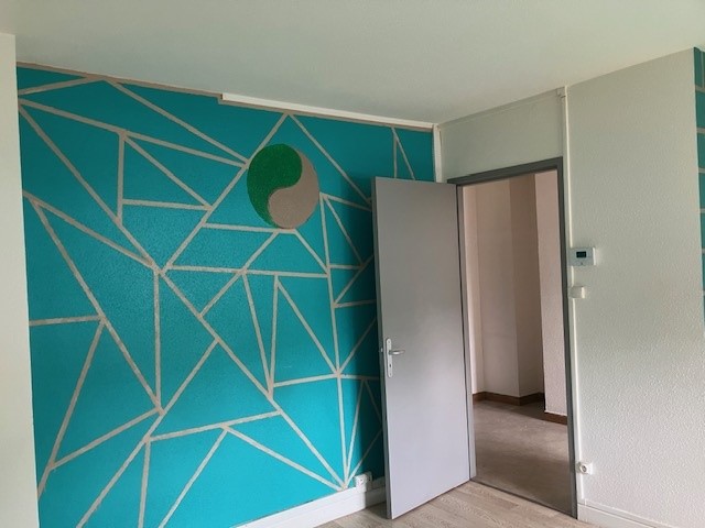 T3 009686 RDC DANS LA VILLE DE CERNAY