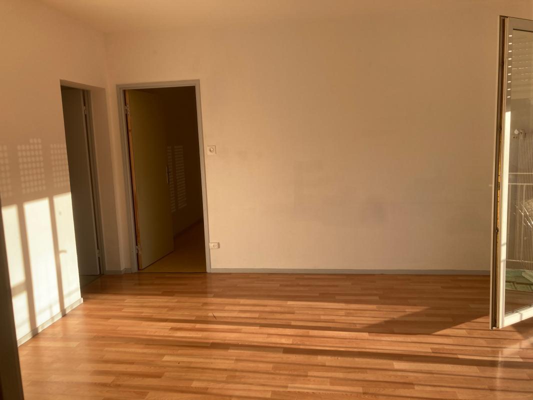 T4 AU 2° ETAGE DANS LA CHARMANTE COMMUNE DE MASEVAUX